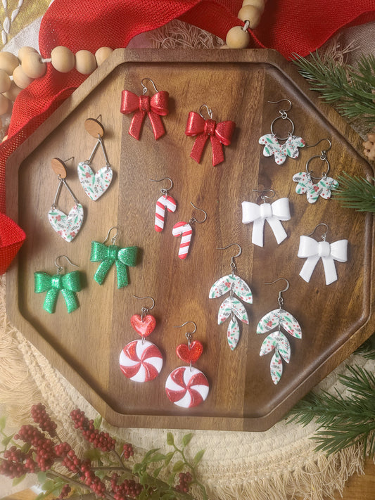 Cheerful Holly Collection