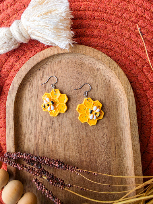 Honeycomb dangles