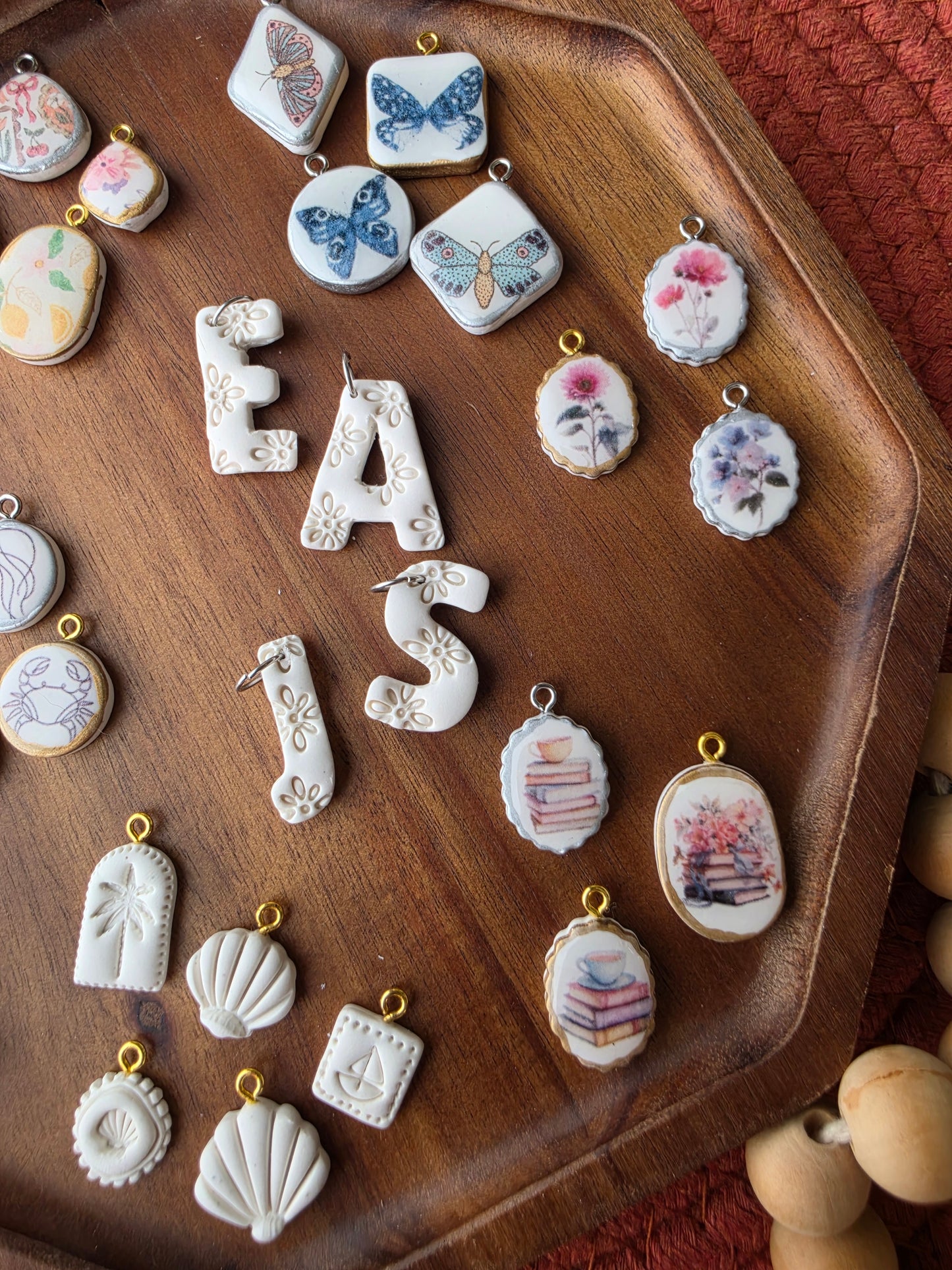 Charm Bar Charms - Daisy Letters