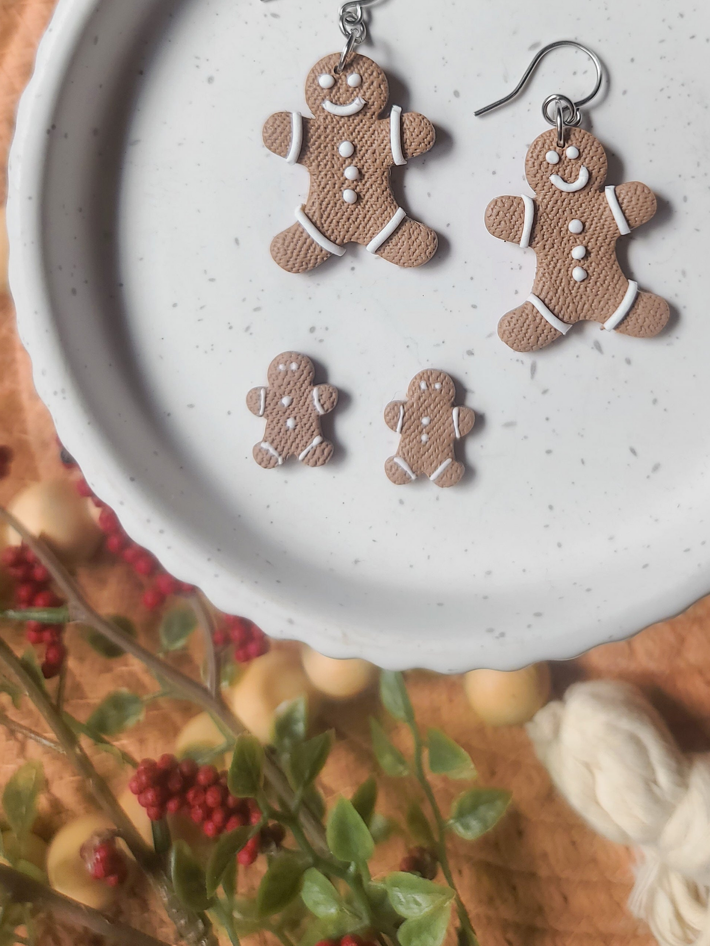 Gingerbread men Studs